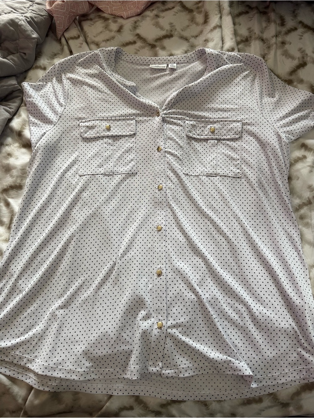 croft & barrow White Short-Sleeve Polka Dot Button Shirt